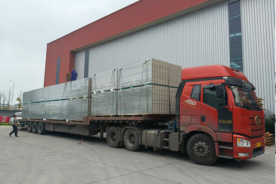 聚氨酯凈化板與硅巖凈化板在應(yīng)用場(chǎng)景的運(yùn)用有何不同