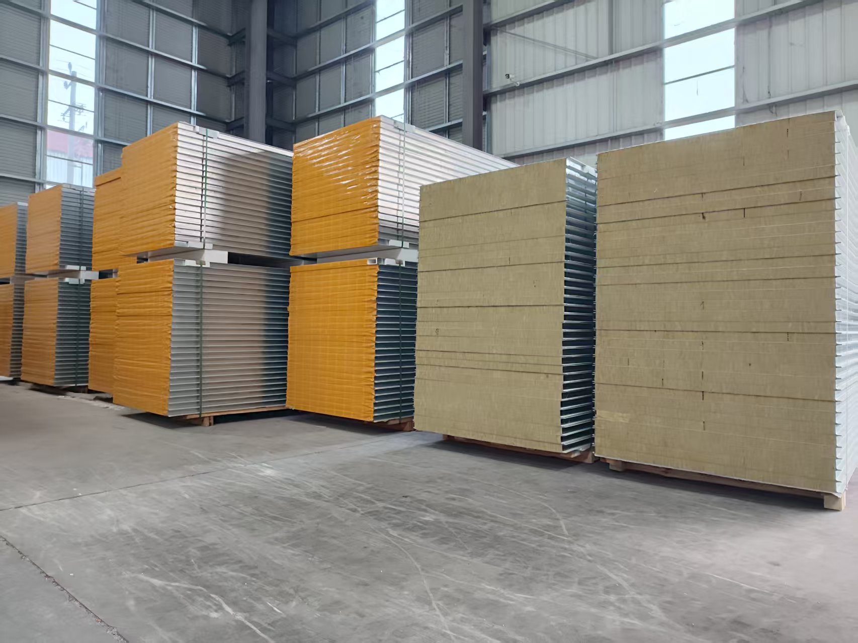 醫(yī)療潔凈車(chē)間適合用什么芯材的凈化板?